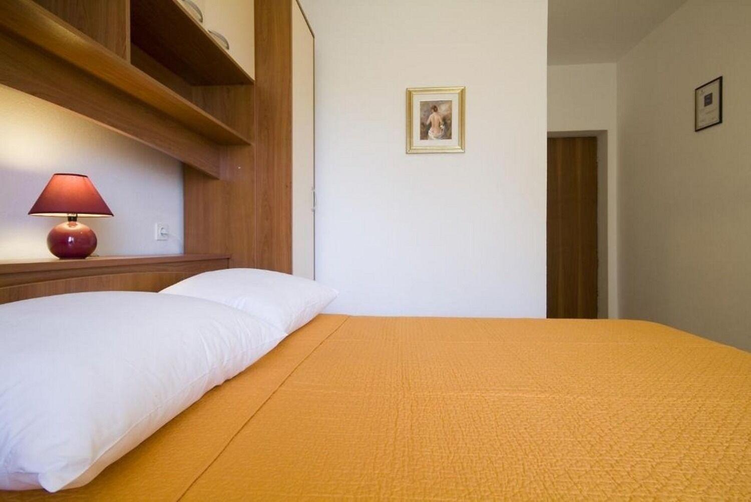 Apartments Ljilja 宁 外观 照片