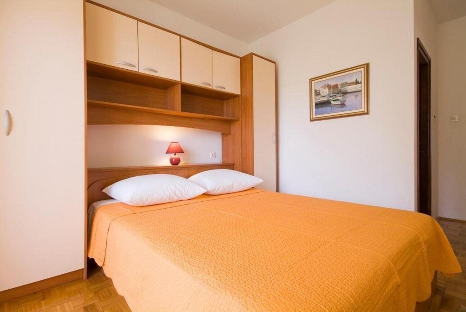 Apartments Ljilja 宁 外观 照片
